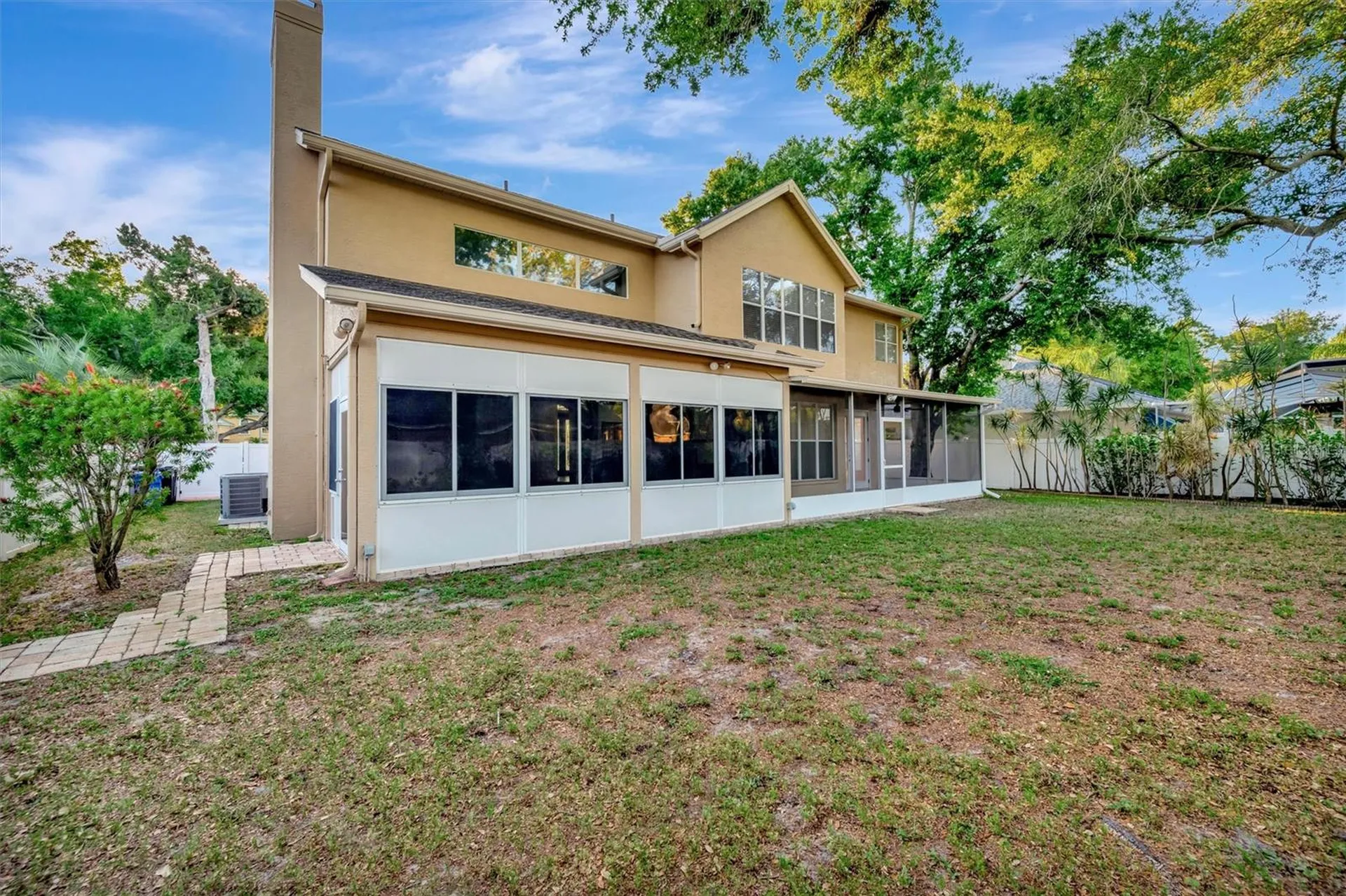 2839 Safe Harbor Drive Tampa FL 33618