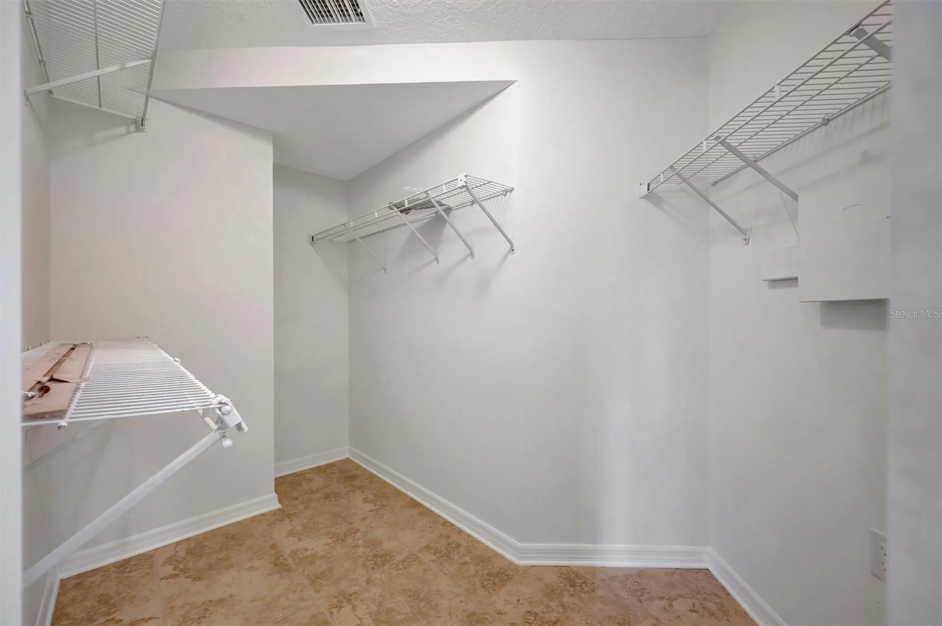 2839 Safe Harbor Drive Tampa FL 33618