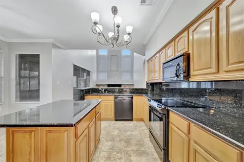2839 Safe Harbor Drive Tampa FL 33618