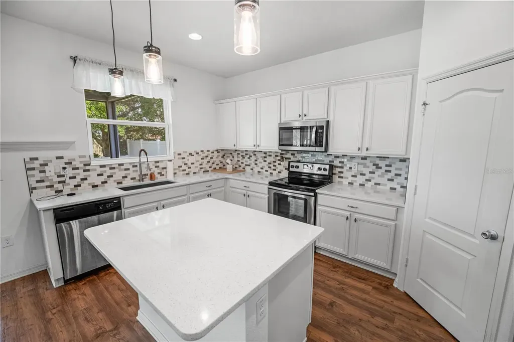 2813 Shelburne Way St Cloud FL 34772