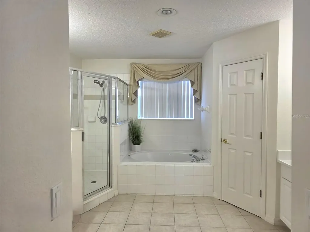 1027 Balmoral Drive Davenport FL 33896