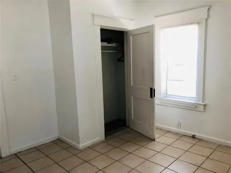 908 Vine Avenue Clearwater FL 33755