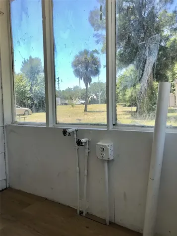908 Vine Avenue Clearwater FL 33755