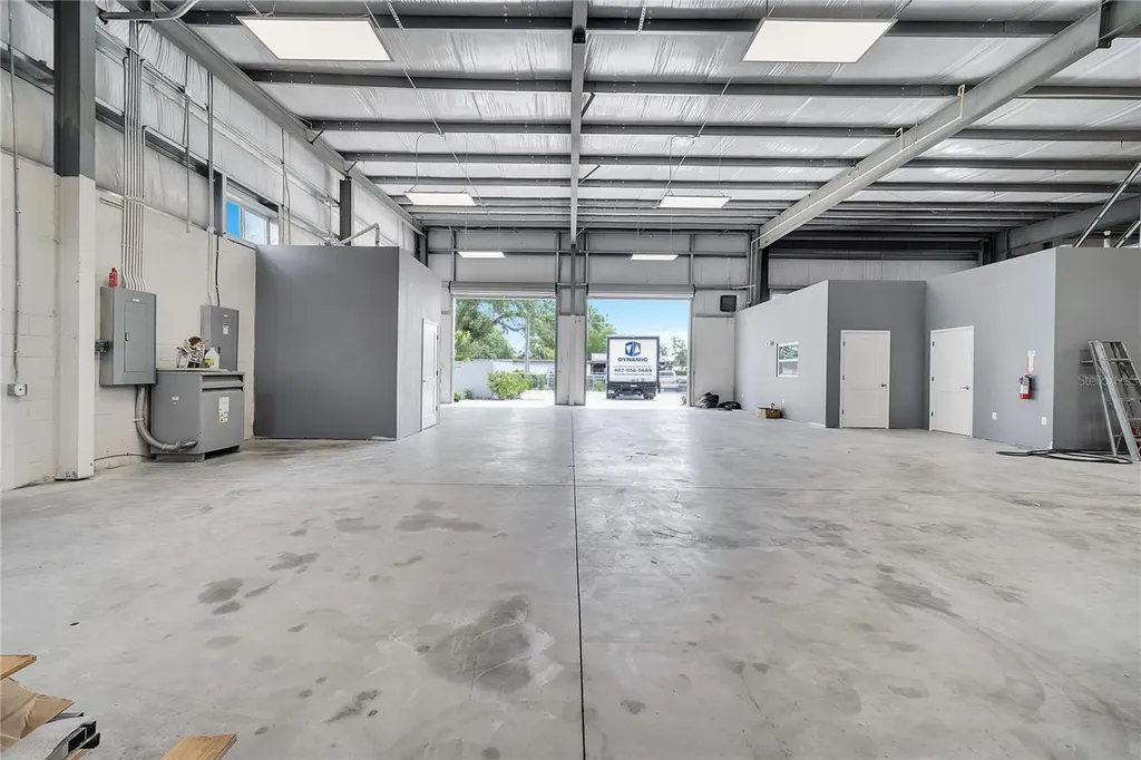 560 Barry Street Orlando FL 32808