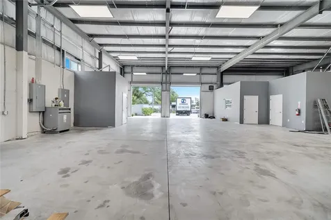 560 Barry Street Orlando FL 32808
