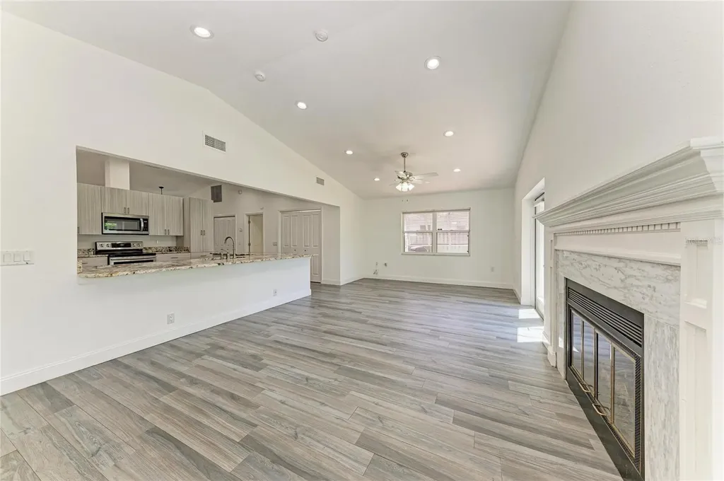 6315 4th Avenue NW Bradenton FL 34209