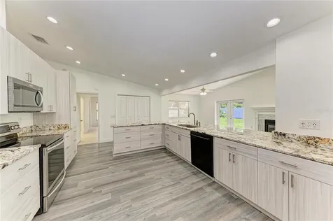 6315 4th Avenue NW Bradenton FL 34209