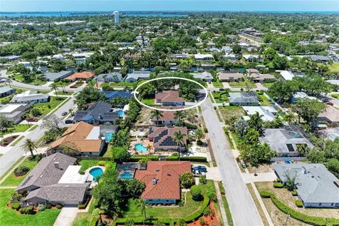 6315 4th Avenue NW Bradenton FL 34209