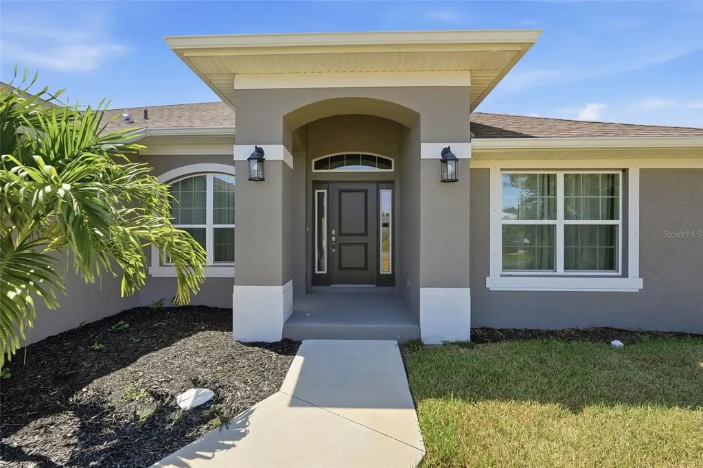 119 Long Meadow Lane Rotonda West FL 33947