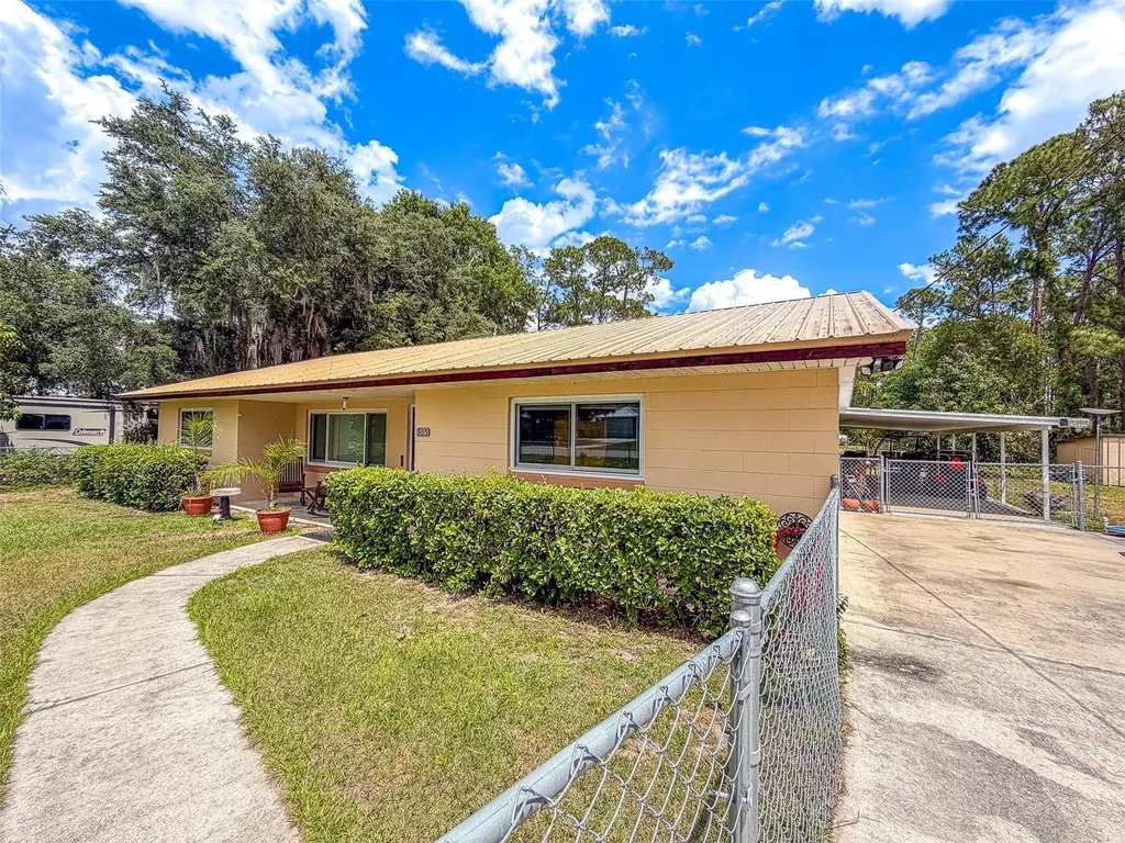 305 Cloverleaf Road Lake Placid FL 33852