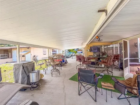 305 Cloverleaf Road Lake Placid FL 33852