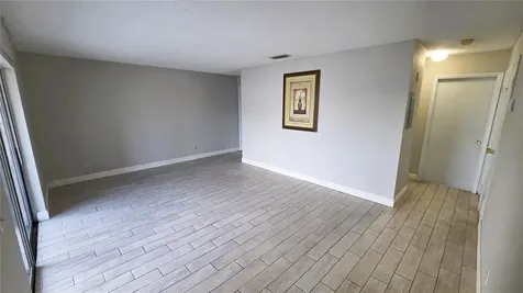 7210 N Manhattan Avenue Tampa FL 33614