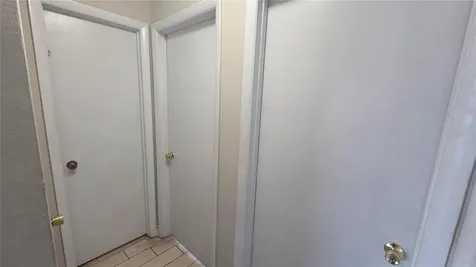 7210 N Manhattan Avenue Tampa FL 33614