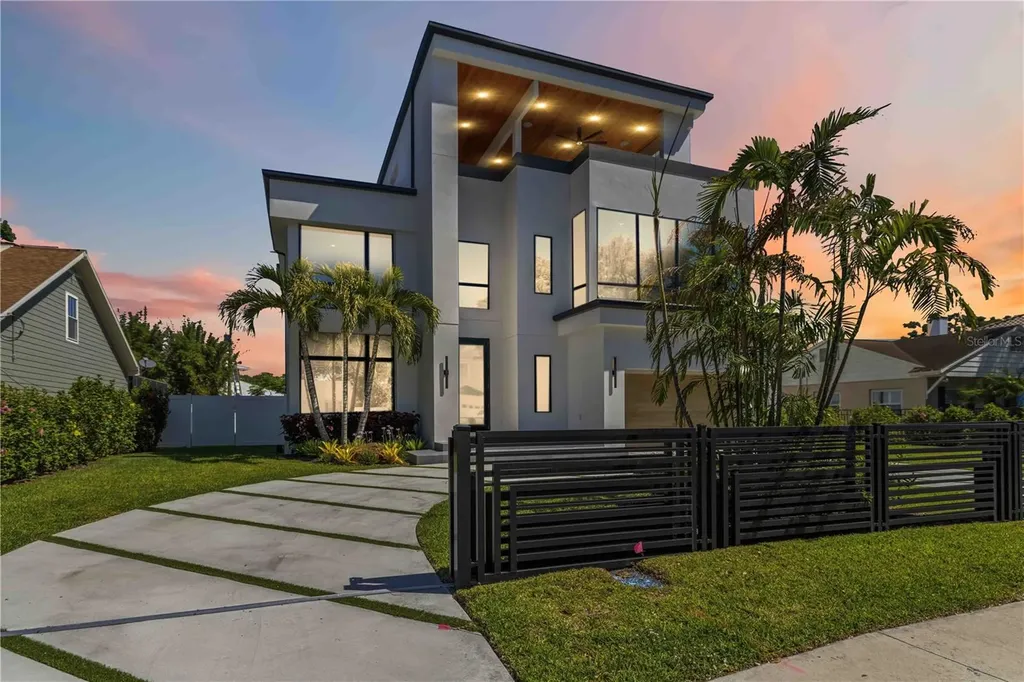 4109 W Watrous Avenue Tampa FL 33629