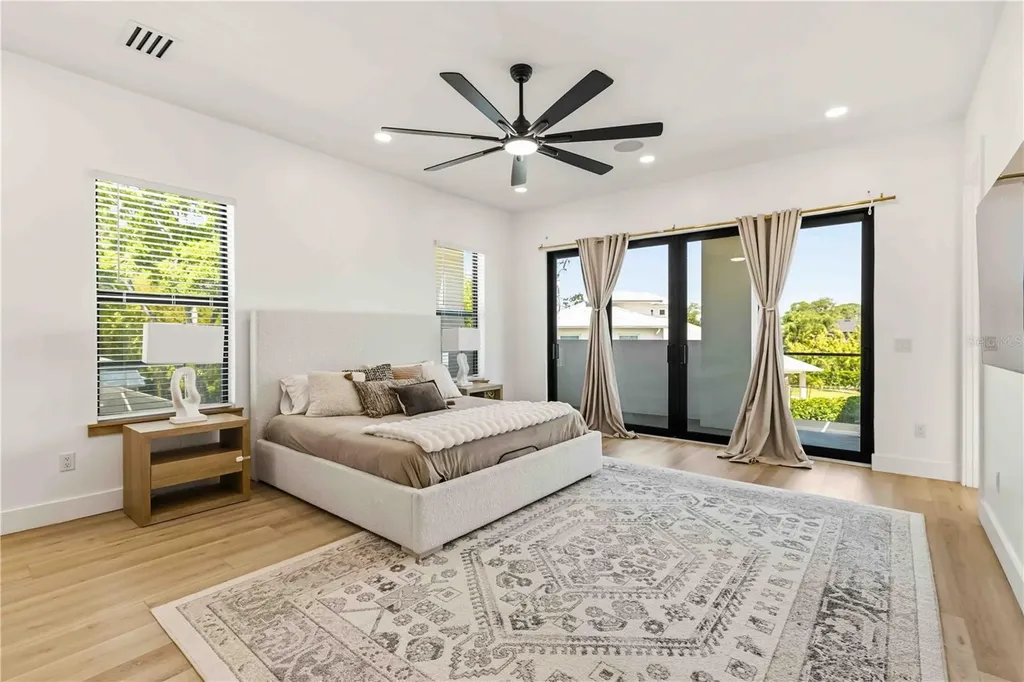 4109 W Watrous Avenue Tampa FL 33629
