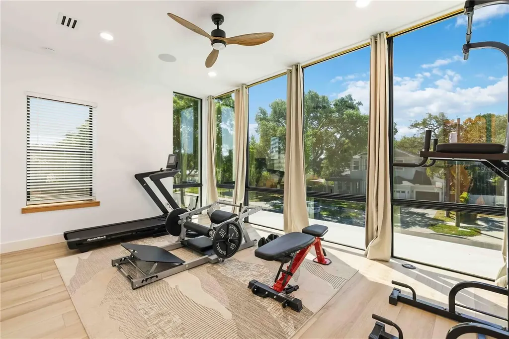 4109 W Watrous Avenue Tampa FL 33629