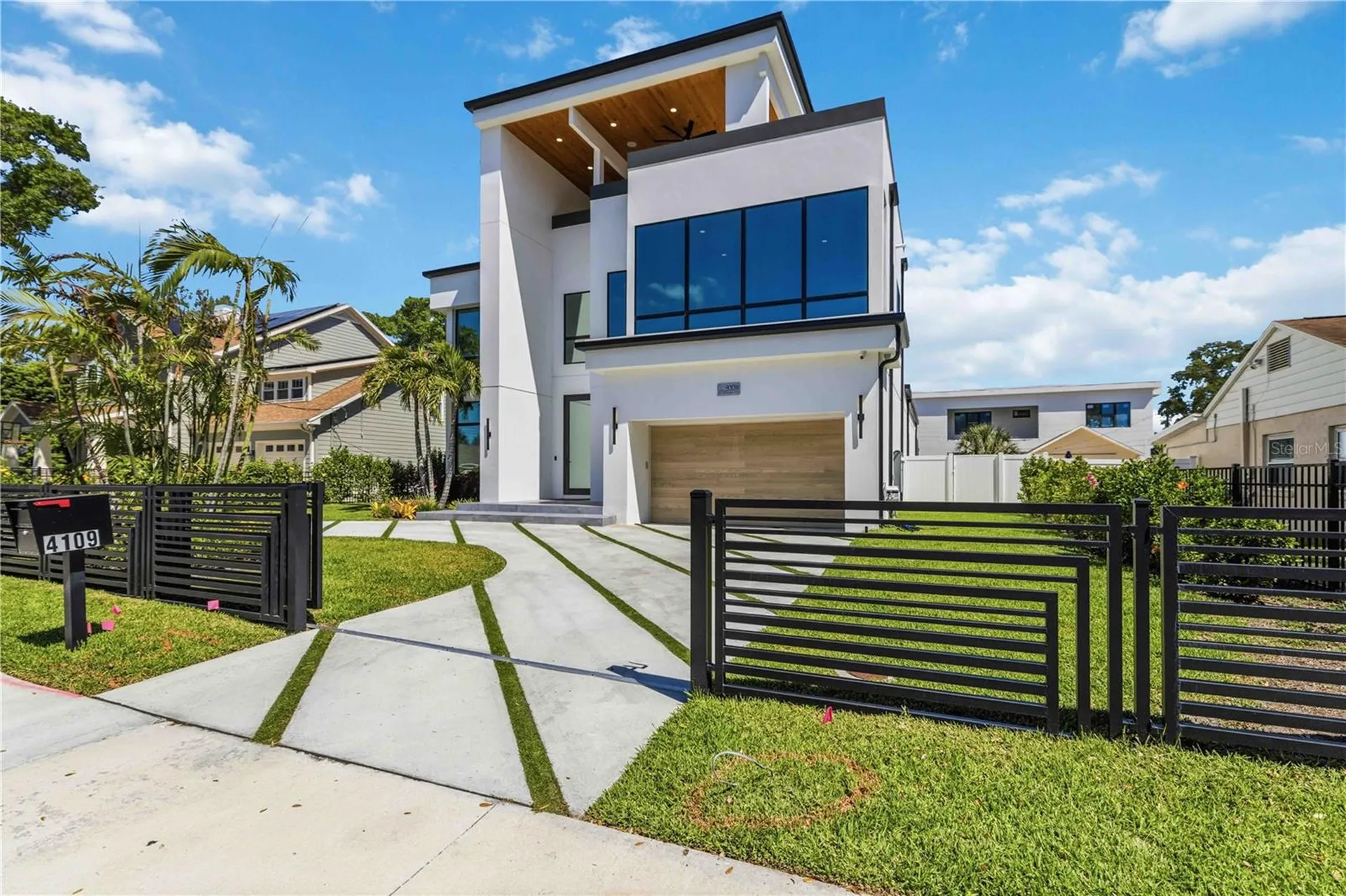 4109 W Watrous Avenue Tampa FL 33629