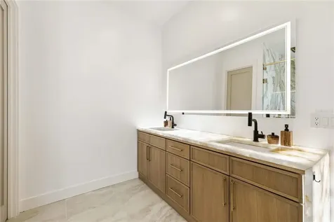 4109 W Watrous Avenue Tampa FL 33629