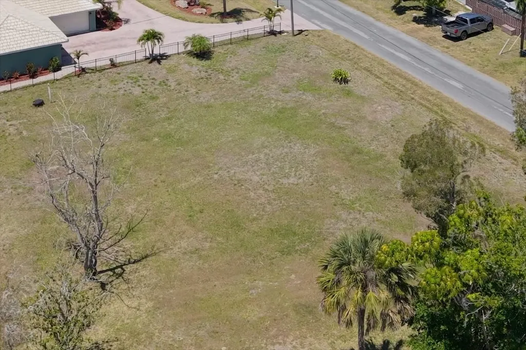 Sarabay Road Osprey FL 34229