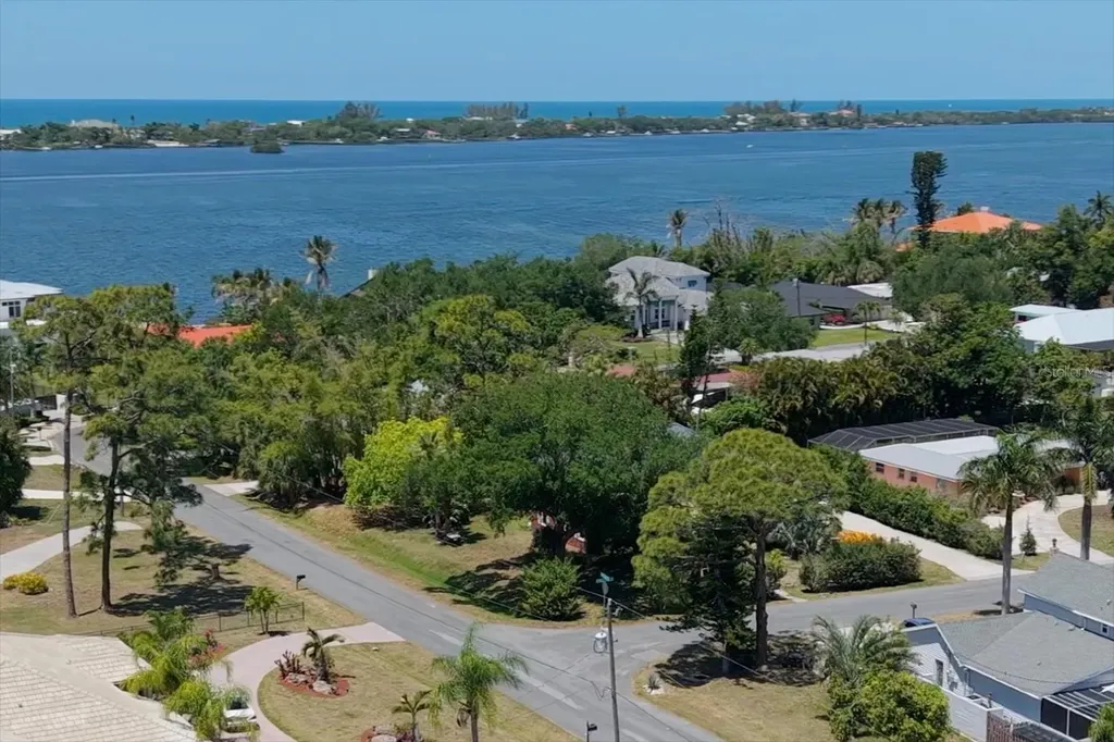 Sarabay Road Osprey FL 34229