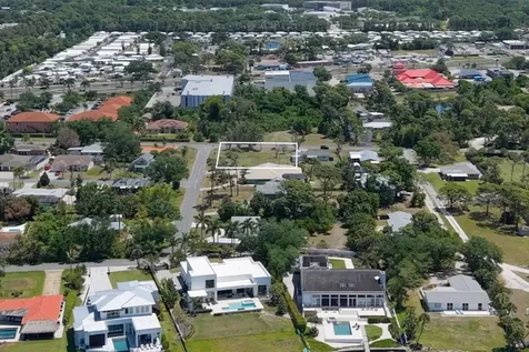 Sarabay Road Osprey FL 34229
