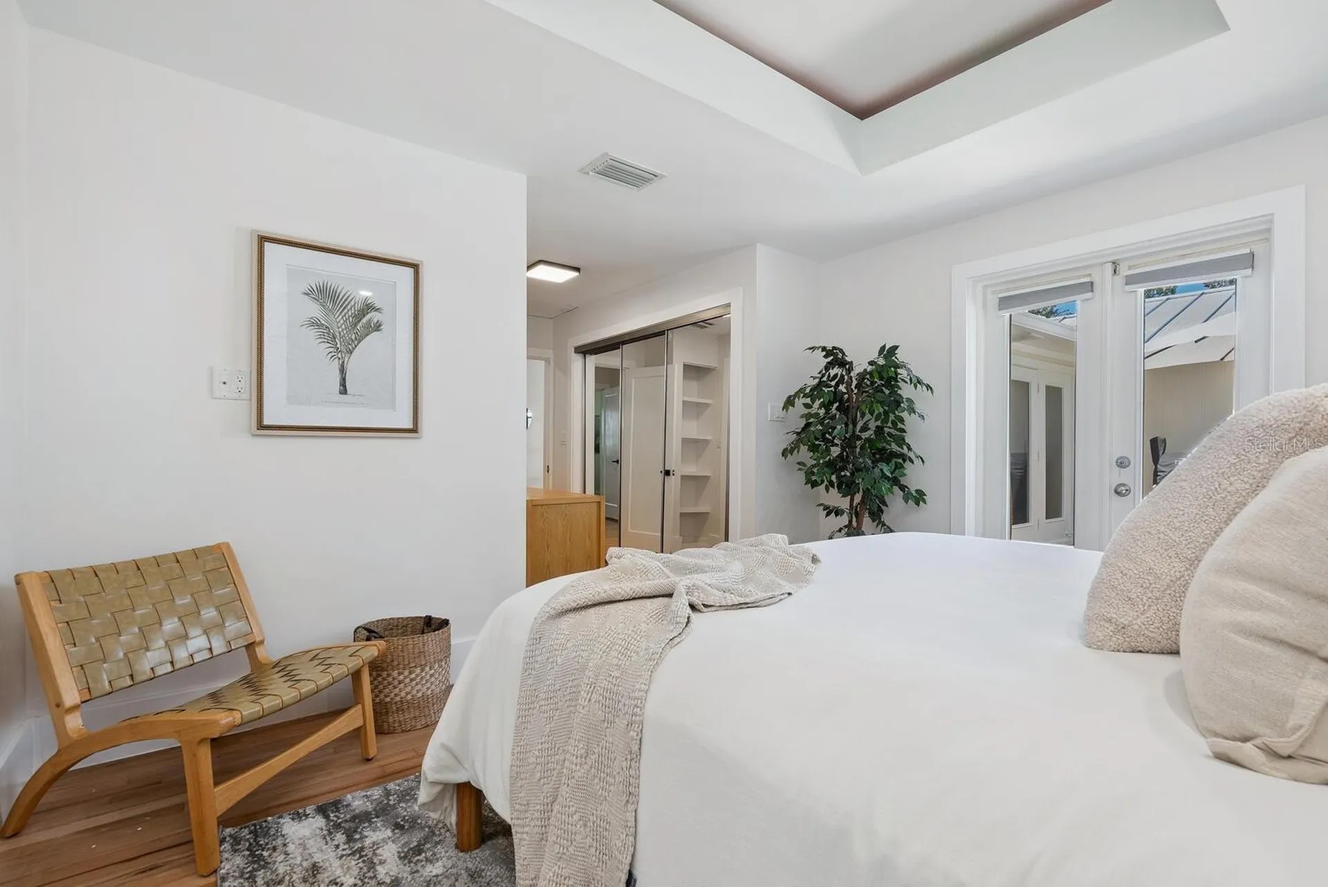 1931 High Point Circle Sarasota FL 34236