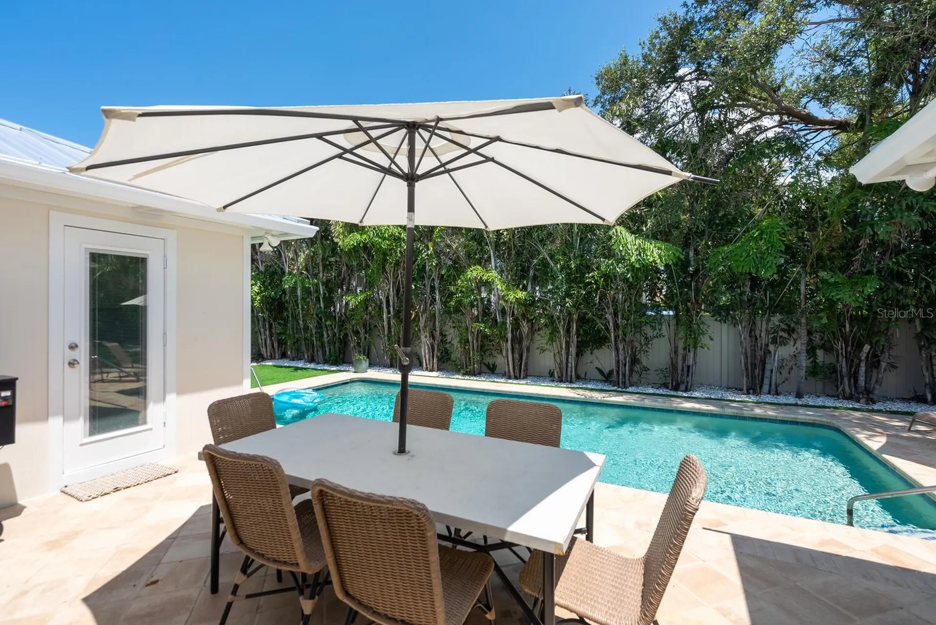 1931 High Point Circle Sarasota FL 34236
