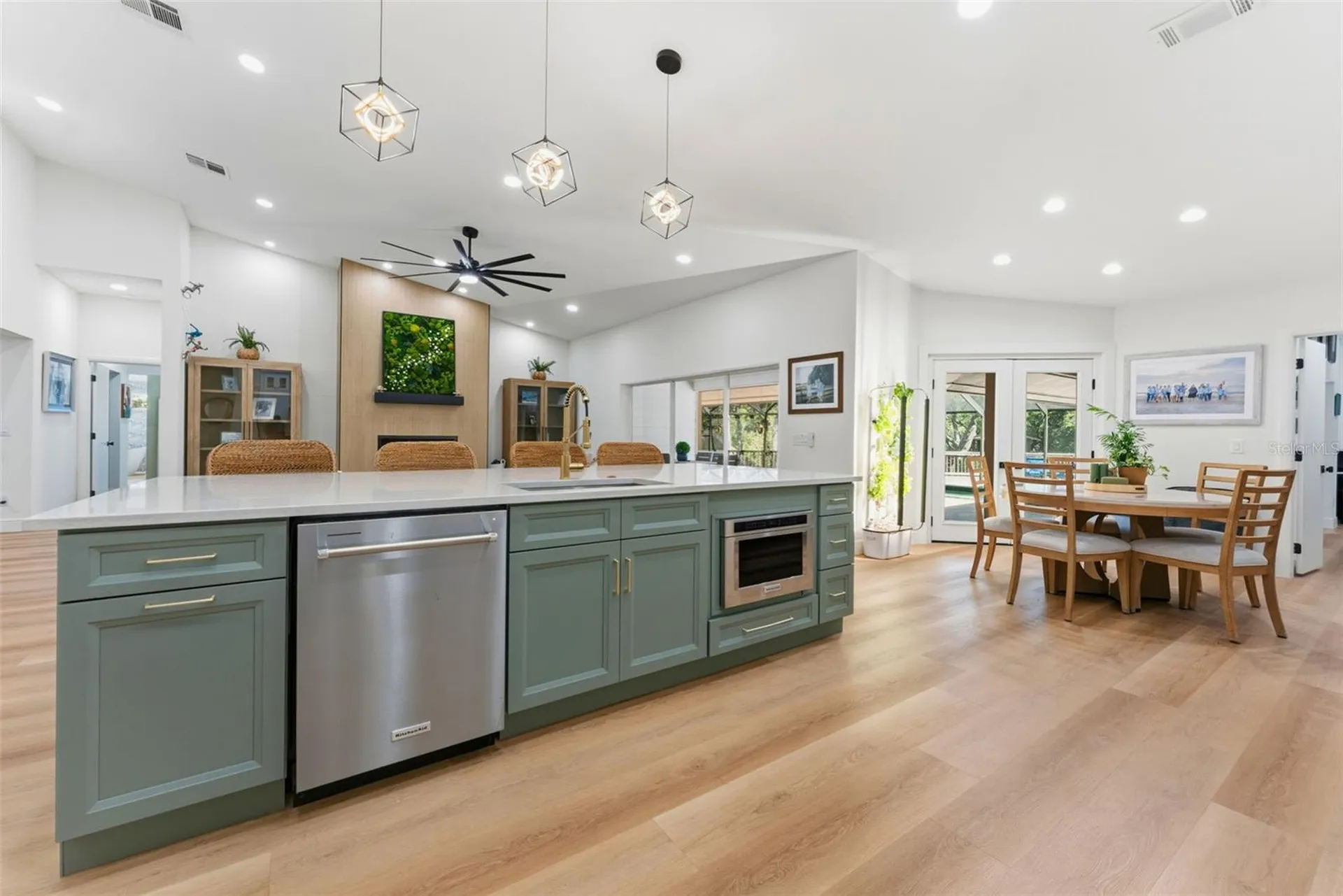 1360 Sago Court Dunedin FL 34698