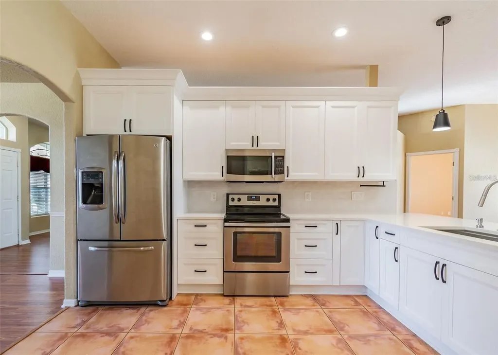 1936 Tangledvine Drive Wesley Chapel FL 33543