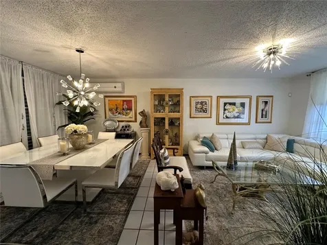 57 Lopategui Guaynabo PR 00969