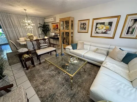 57 Lopategui Guaynabo PR 00969