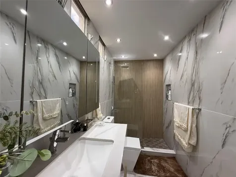 57 Lopategui Guaynabo PR 00969