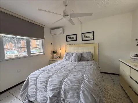 57 Lopategui Guaynabo PR 00969
