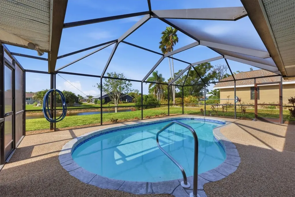 29 Bunker Road Rotonda West FL 33947