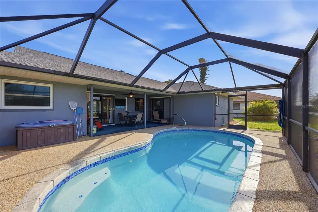 29 Bunker Road Rotonda West FL 33947