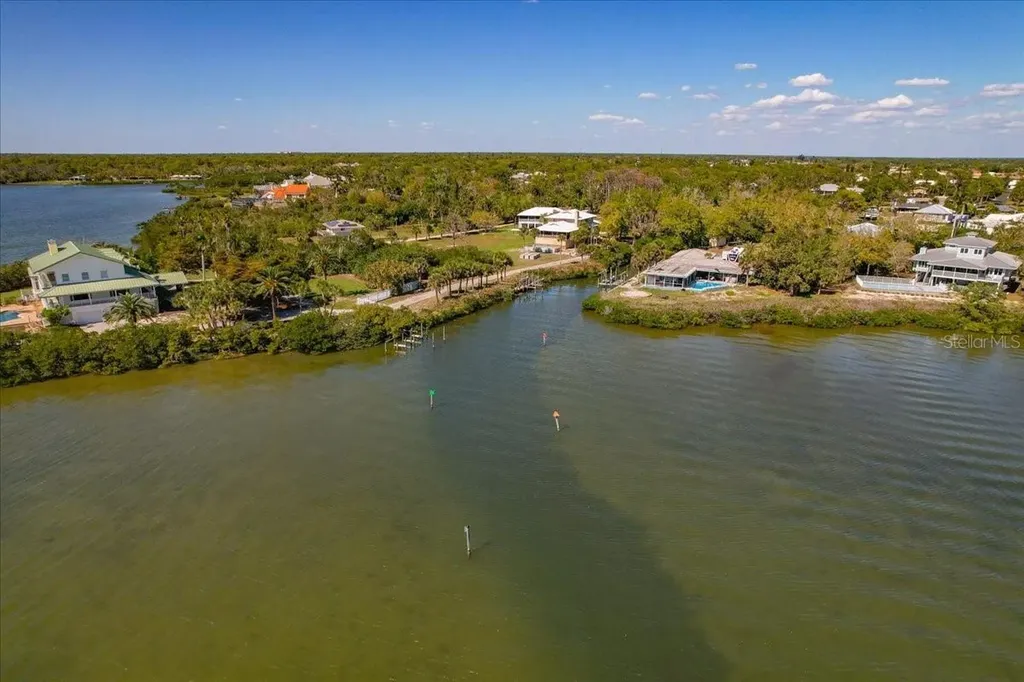 1231 Bayshore Drive Englewood FL 34223