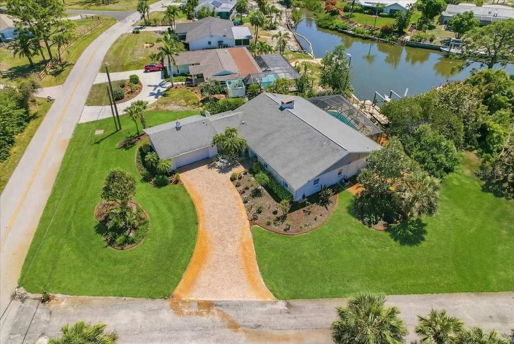 1231 Bayshore Drive Englewood FL 34223