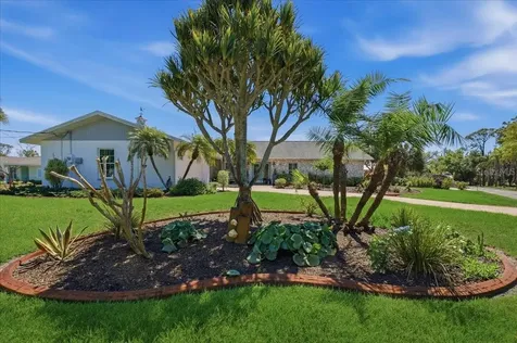 1231 Bayshore Drive Englewood FL 34223