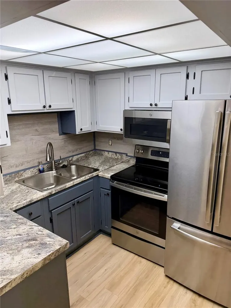 1320 Moreland Drive Clearwater FL 33764