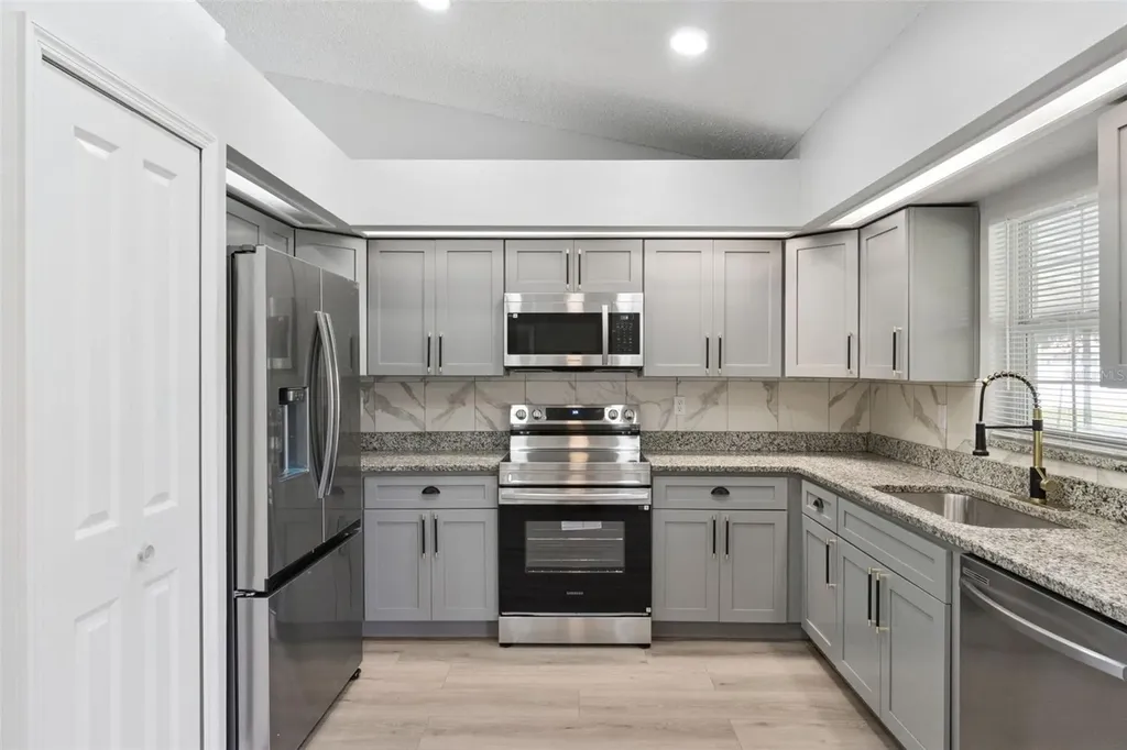 621 N Delmonte Court Poinciana FL 34758