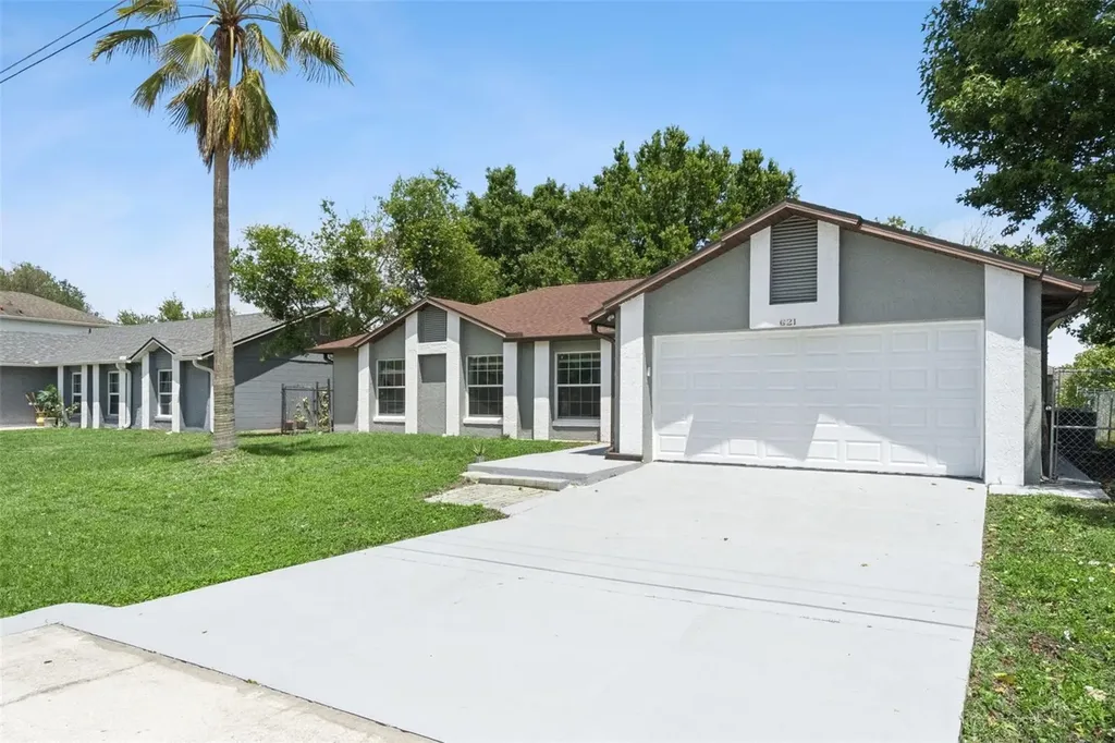 621 N Delmonte Court Poinciana FL 34758