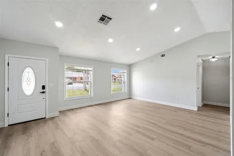621 N Delmonte Court Poinciana FL 34758