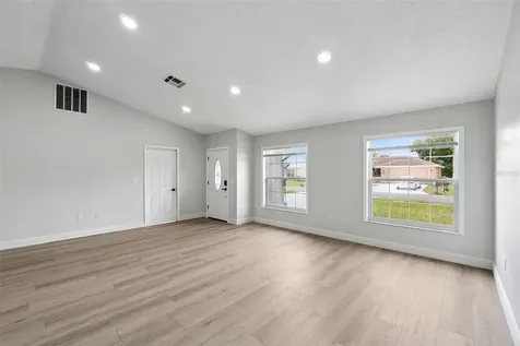 621 N Delmonte Court Poinciana FL 34758