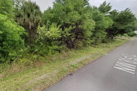 7469 NW 81st Court Okeechobee FL 34972