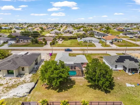 2442 Embers Parkway W Cape Coral FL 33993