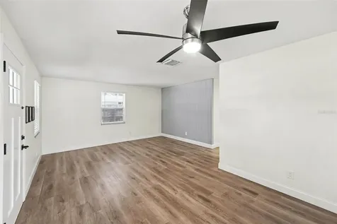 9346 89th Avenue Seminole FL 33777