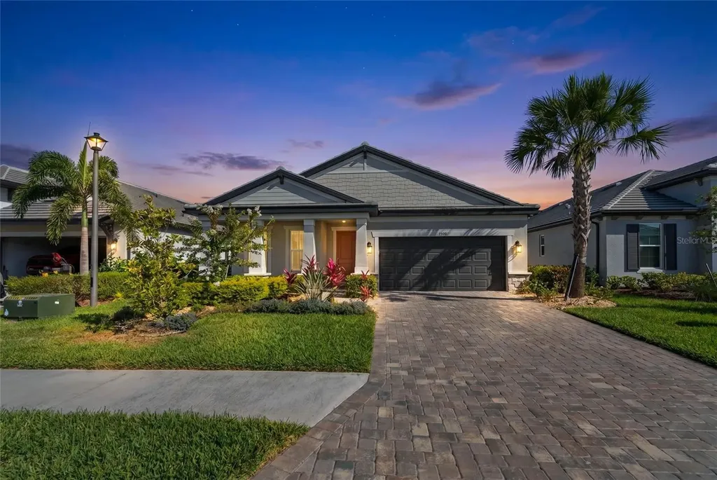 17526 Savory Mist Circle Bradenton FL 34211
