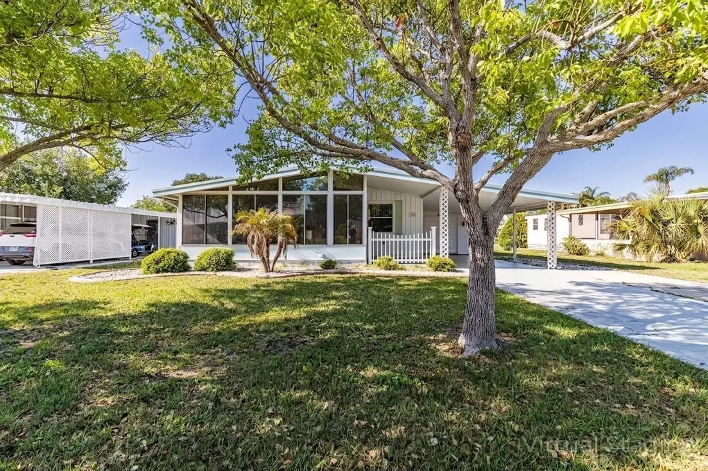 1026 Capella Drive Tavares FL 32778