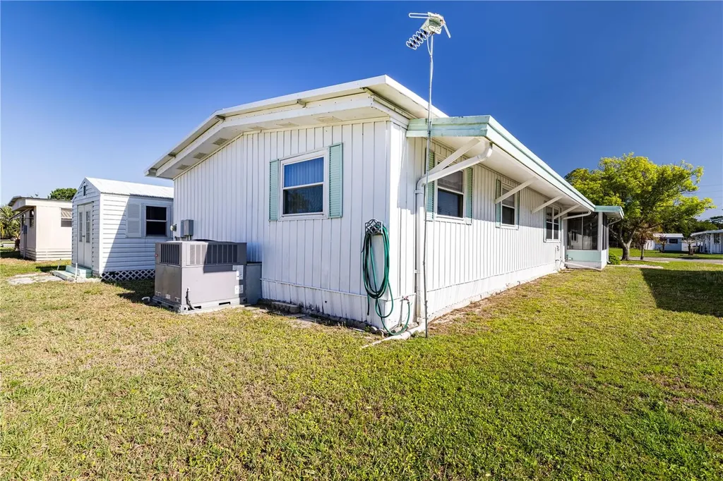 1026 Capella Drive Tavares FL 32778