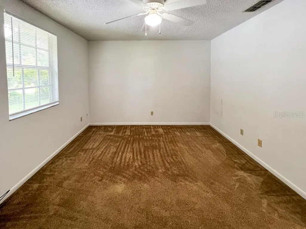 5601 Avenue H Mc Intosh FL 32664